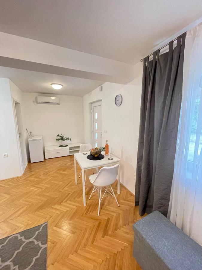 Apartment Maria Zadar Exteriör bild